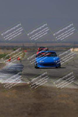 media/Sep-20-2025-Extreme Speed (Sat) [[1fcc23683c]]/Orange (Mid Intermediate)/Session 2 (Sunrise)/